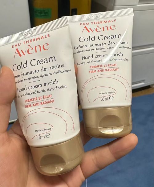 霜年度10大全球公认最好用的护手霜OG真人平台十大公认最好用的护手(图4)